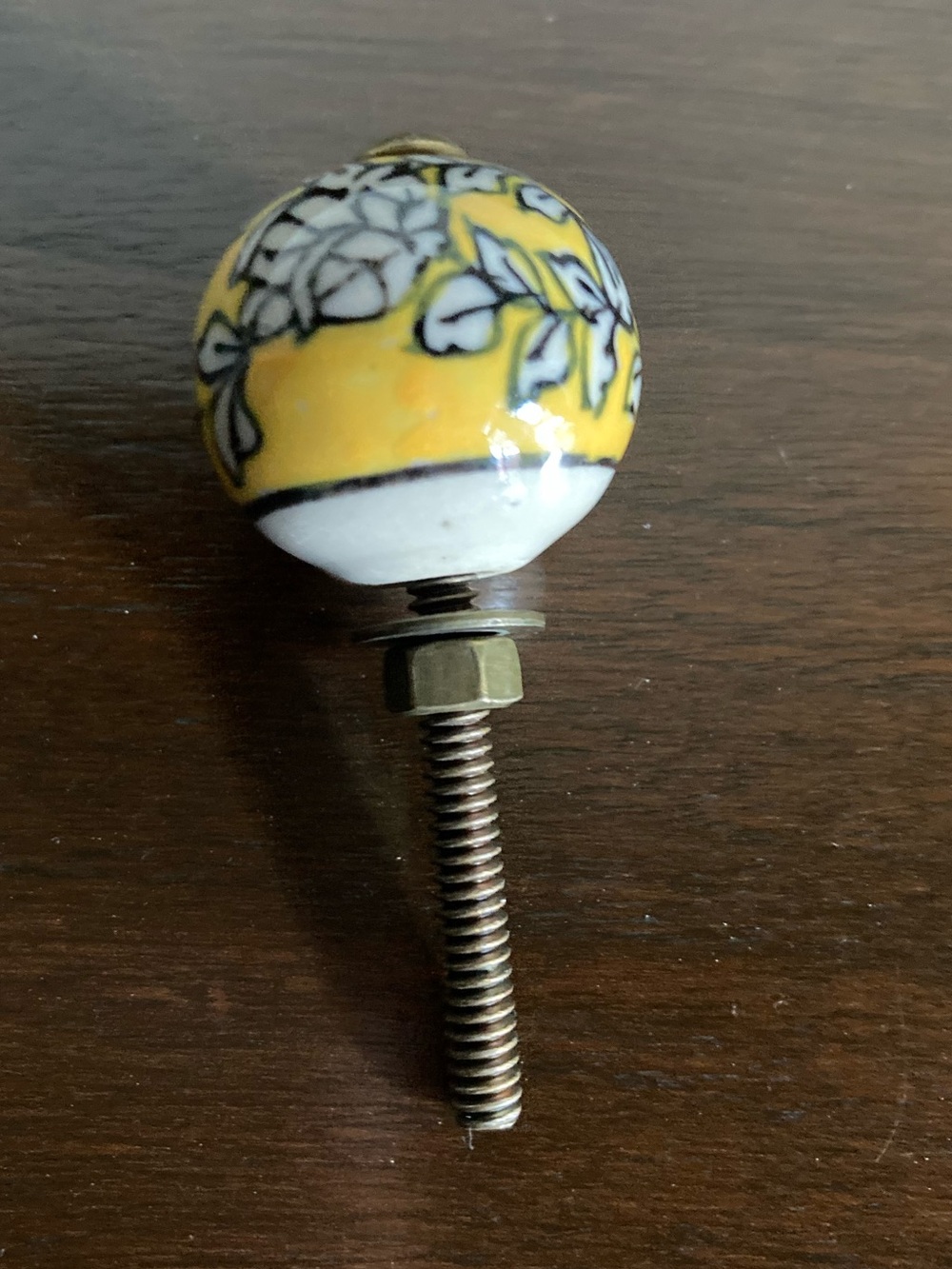 Decorative Ceramic Knobs in Yellow, White & Black Floral Pattern Set of 8 (NWOT) - Picture 4 of 10